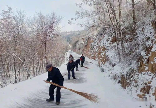 关于打扫积雪的诗句